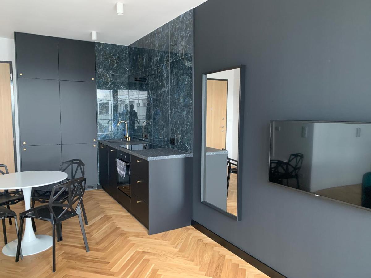 Apartamenty Wola Goleszowska Varsovia Exterior foto